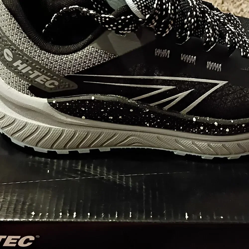 Hi-Tec Women’s Low Top Lace-Up Athletic Sneakers Black/Gray/White New w/ Box